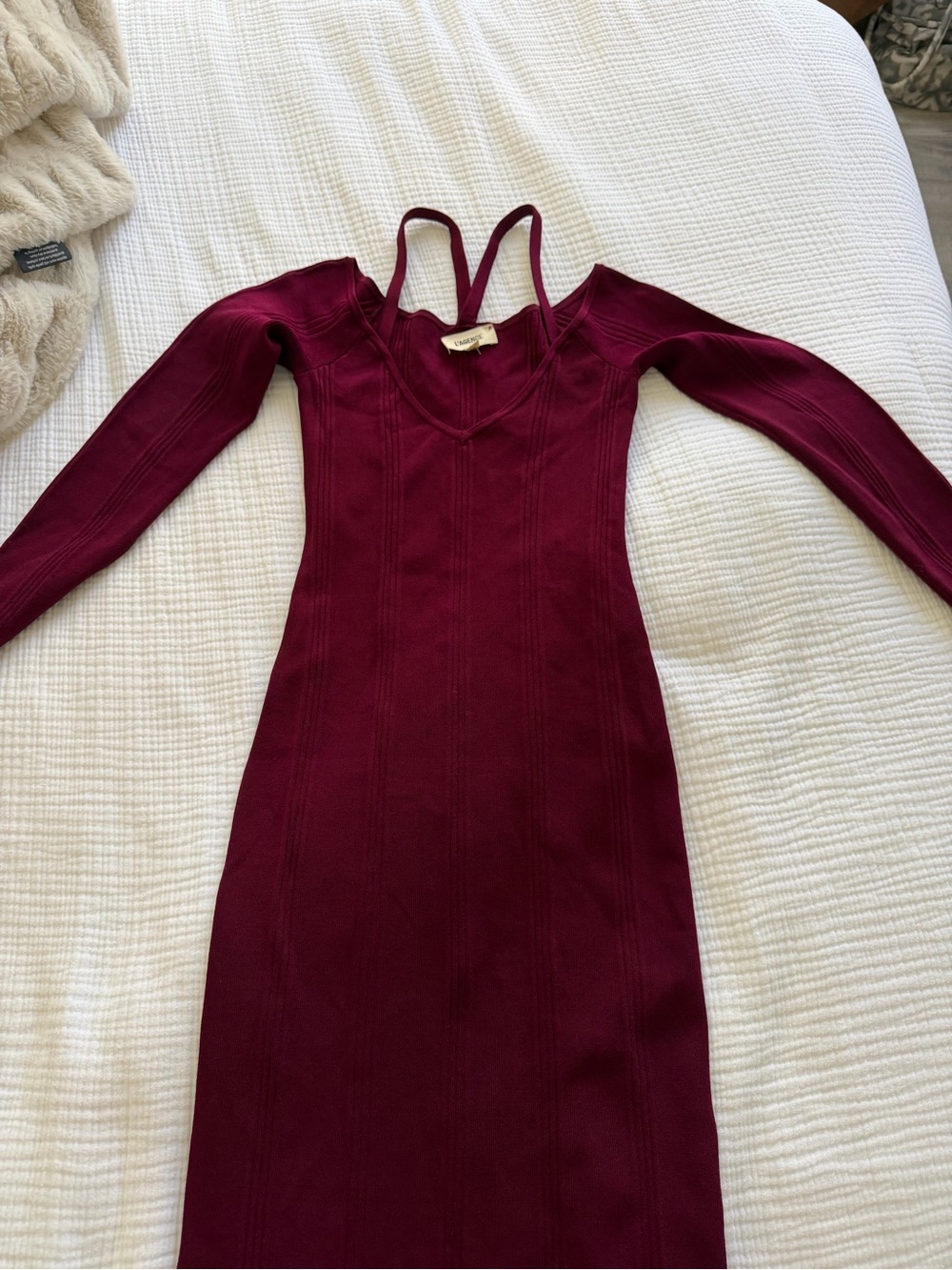 L’AGENCE Ribbed Off-Shoulder Maxi Dress in Wine - Picture 2 of 3